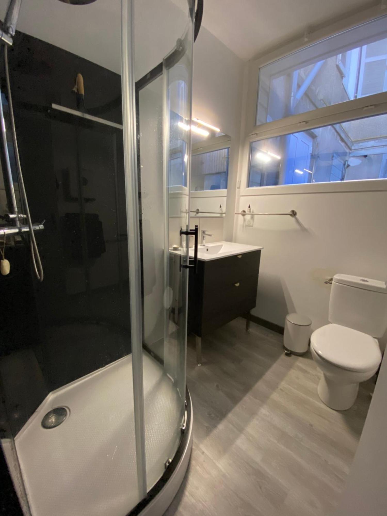 L'Adrien Studio Tout Confort Avec Terrasse Limoges Ngoại thất bức ảnh